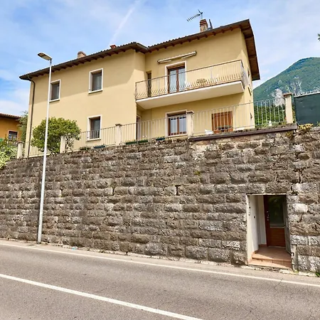 Ca Capri-vista Villa Malcesine