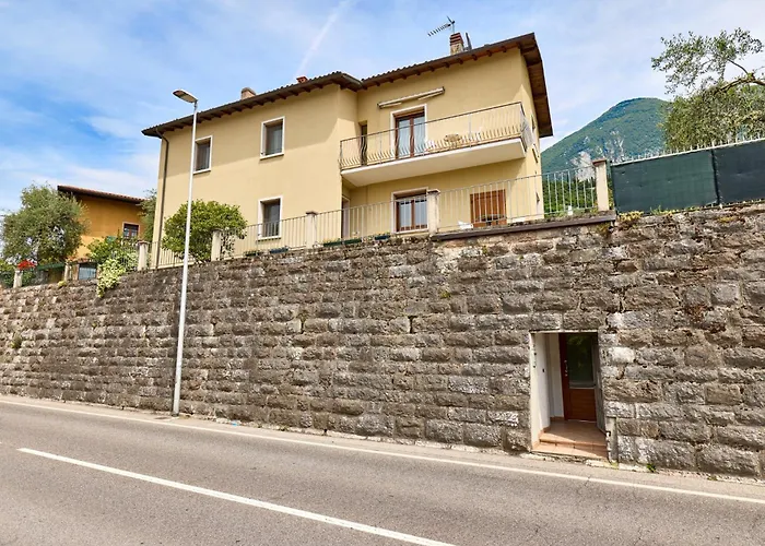 Ca Capri-vista Villa Malcesine